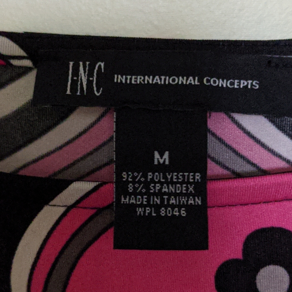 Dress - Picture 2 of 3